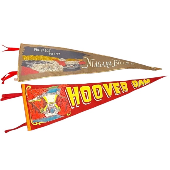 Vintage Felt Souvenir Pendants from Niagara Falls and Hoover Dam - Picture 2 of 8